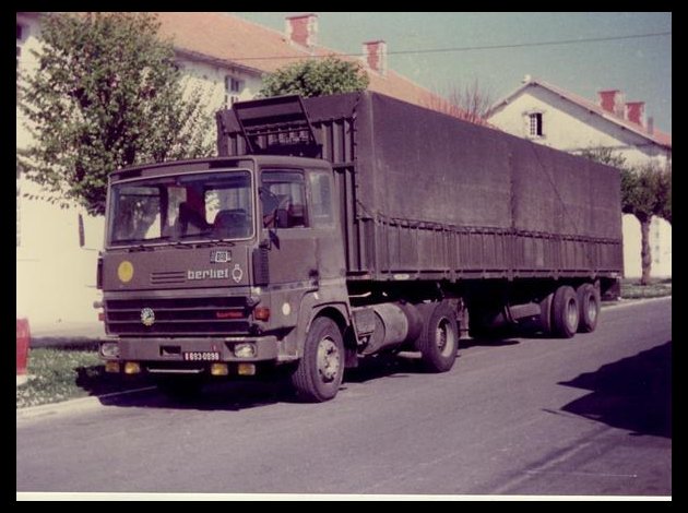  oublier le valeureux VAB de Berliet, Saviem ,RVI puis Renault truck